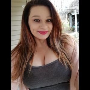 Meet your Posher, Desiree